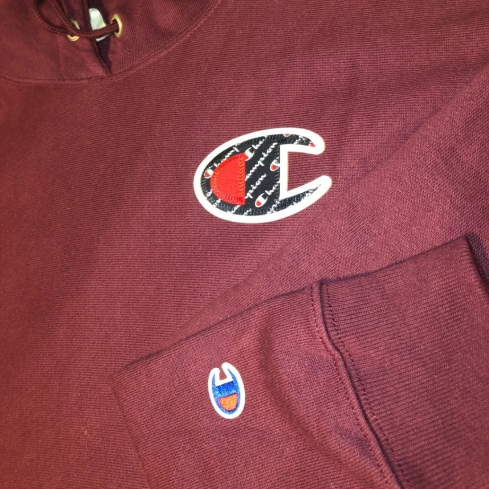 Sweatshirt - Picture 2 of 3